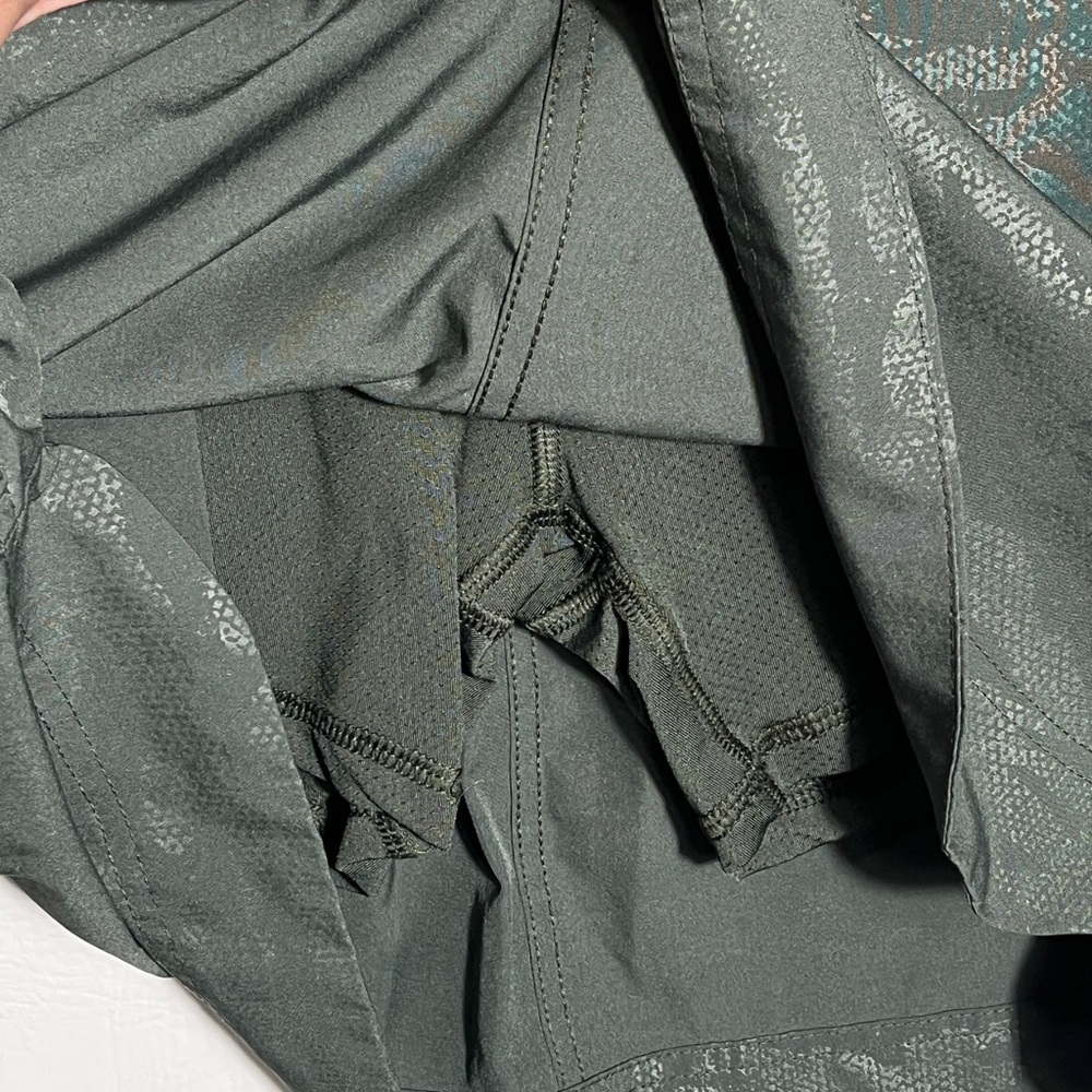 Orvis Green Ladies' Embossed Pull On Skort Medium - Picture 5 of 10